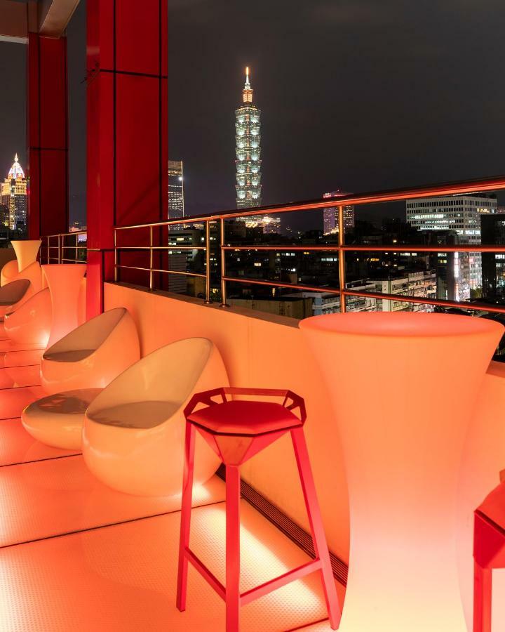 Hotelpoispois Taipei Bagian luar foto